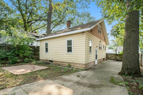 915 Merrifield St, Grand Rapids MI 49507-3338 exterior