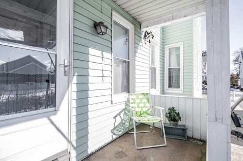 54 Revere St, Springfield MA 01108-1314 exterior