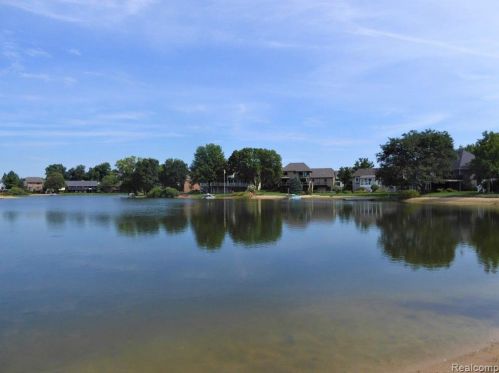 3975 Piute Dr, Wyoming MI exterior