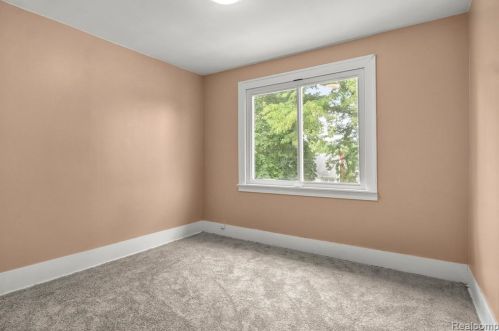 5834 Belton St, Garden City MI  48135-2531 exterior