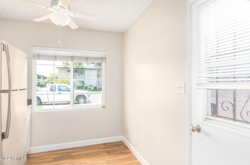 6107 12 Pl, Phoenix AZ 85014-6707 exterior