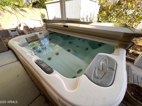 6119 19 Ave, Phoenix AZ 85015-2108 exterior