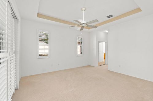 10084 Stonegate Dr, Fort Pierce FL 34987-2423 exterior