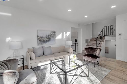 2850 Madeira Way, Concord CA  94523-2023 exterior