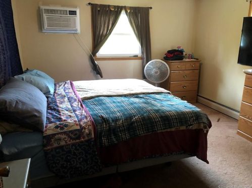 81 Ivain Rd, Torrington CT 06790-4416 exterior