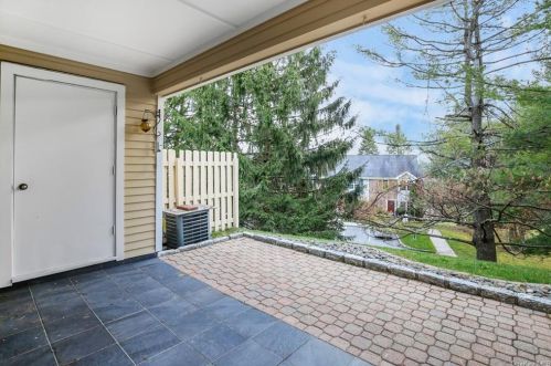 56 Campus Rd, Peekskill NY 10566-2567 exterior