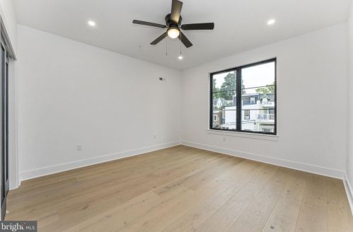 4473 Fleming St, Philadelphia PA 19128-4808 exterior