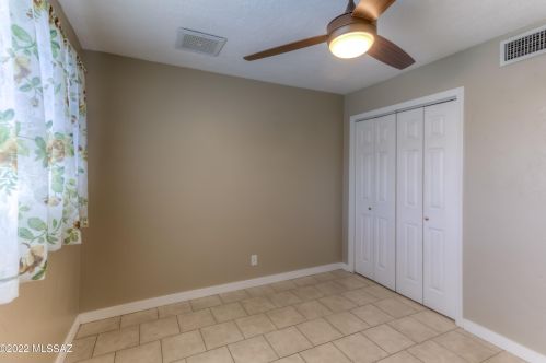 6840 Baker St, Tucson AZ  85710-2229 exterior