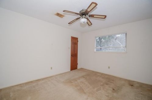 5611 Kiowa Timbers Dr, Humble TX 77346-1929 exterior