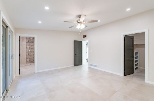 5862 Camino Arenosa, Tucson AZ  85718-4650 exterior