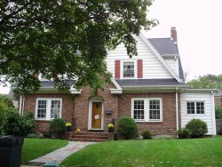 44 Arapahoe Rd, Newton, MA 02465-2203