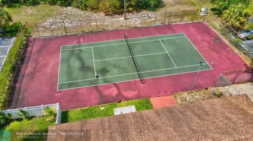 450 20th St, Boca Raton FL  33431-8160 exterior