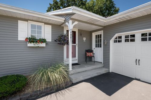 4490 Missaukee Ave, Wyoming MI exterior