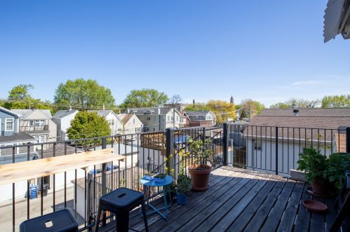 4145 Oakley Ave, Chicago IL 60636-3631 exterior