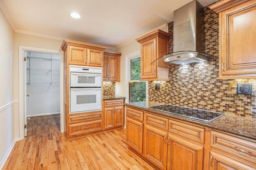 3079 Mccully Dr, Atlanta GA 30345-3751 exterior