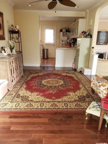 47 Deepdale Dr, Huntington Station NY  11746-4248 exterior