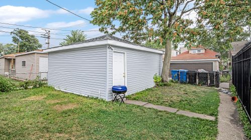 1415 Mayfield Ave, Chicago IL  60651-1015 exterior