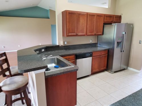 1401 Bougainvillea Ave, Fort Pierce FL  34953-7302 exterior