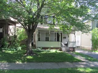 278 Pearl St, Rochester NY  14607-3727 exterior