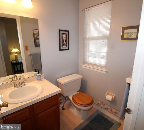 135 Edwin Ave, Trenton NJ 08610-4420 exterior