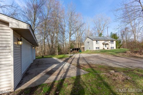 3182 127th Ave, Allegan, MI 49010-9232