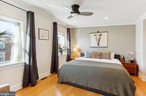 769 24 St, Philadelphia PA 19130-2539 exterior