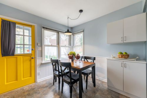 4043 110, Milwaukee WI 53226-4106 exterior