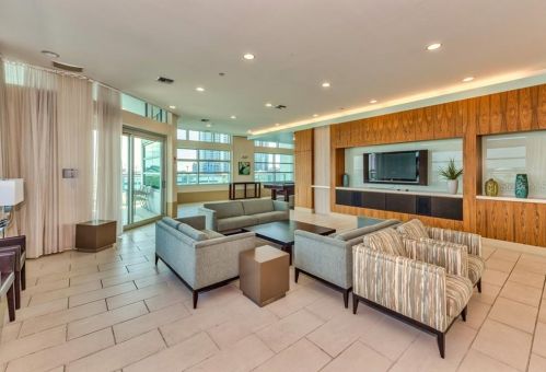 111 12th St, Tampa FL 33602-3645 exterior