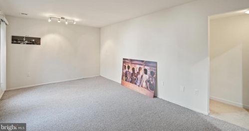 2014 Dundee Rd, Rockville MD exterior