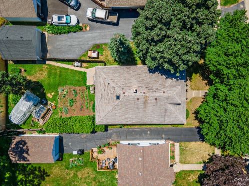 99 Maple St, Bull Valley IL 60014-5944 exterior