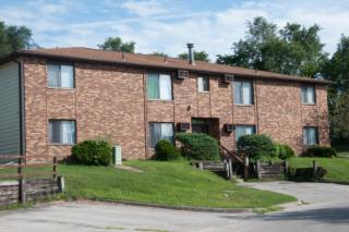 65 Aossey Ln, Cedar Rapids IA  52404-3047 exterior