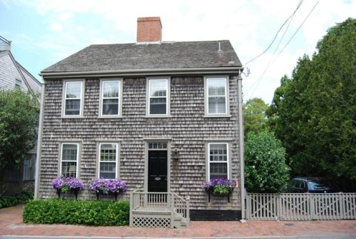 11 Vestal St, Nantucket, MA 02554-2608