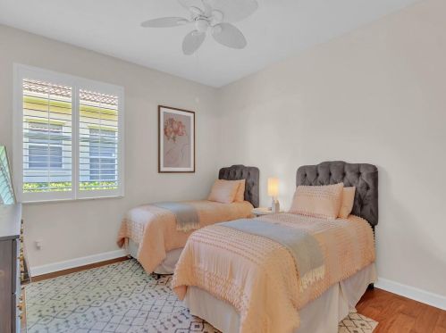 7433 Bob O Link Way, Fort Pierce FL 34986-3339 exterior