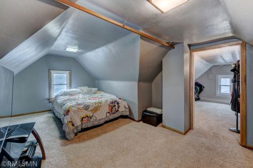 1025 Jameson St, Saint Paul MN 55103-1445 exterior