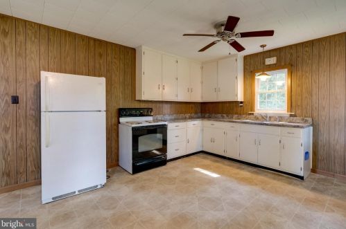 10 Grandview Ave, Lancaster PA 17603-6671 exterior