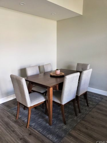 2467 Avenita Alpera, Tustin CA 92782-9004 exterior