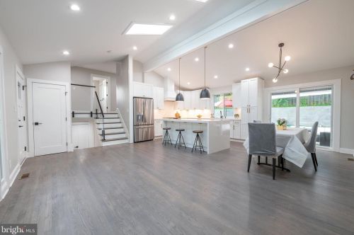 820 Malibu Dr, Silver Spring MD  20901-3648 exterior