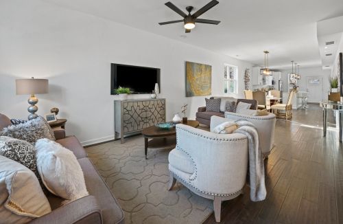 6533 Evans Ave, Chicago, IL 60637-3413