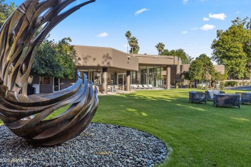 2111 Colter St, Phoenix AZ  85015-2821 exterior