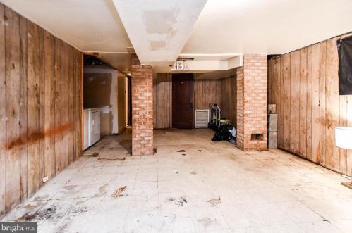 4609 Clay St, Washington DC 20019-1422 exterior