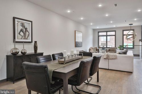 613 Bainbridge St, Philadelphia PA 19146-2413 exterior