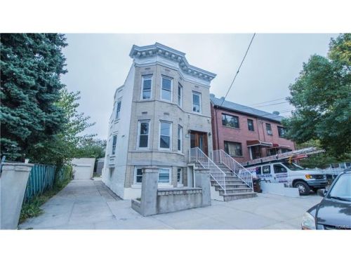 2866 Dudley Ave, Bronx NY  10461-5612 exterior