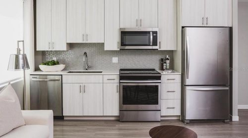 1251 Pine St, Orlando FL  32801-1841 exterior