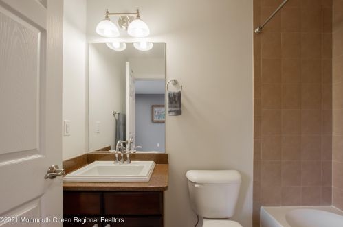 301 April Way, Middletown NJ  07748-6509 exterior