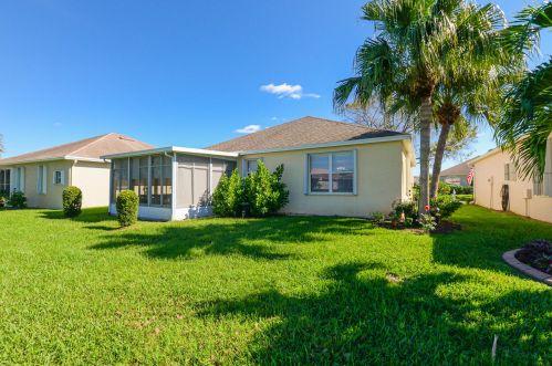 1027 Tuscany Dr, Fort Pierce FL  34986-2188 exterior