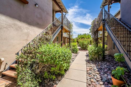 1070 Miles St, Tucson AZ 85719-6140 exterior