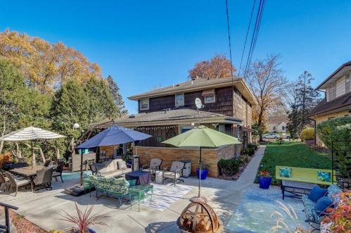 4141 84th St, Milwaukee, WI 53222-1813