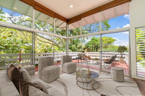 1500 Kalaniiki St, Honolulu, HI 96821-1218