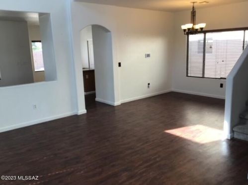 7916 Baja Stone Ave, Tucson AZ  85756-8477 exterior