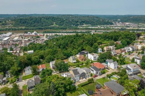 5416 Camelia St, Pittsburgh PA  15201-2211 exterior